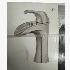 Sleek Silver Bathroom Faucet